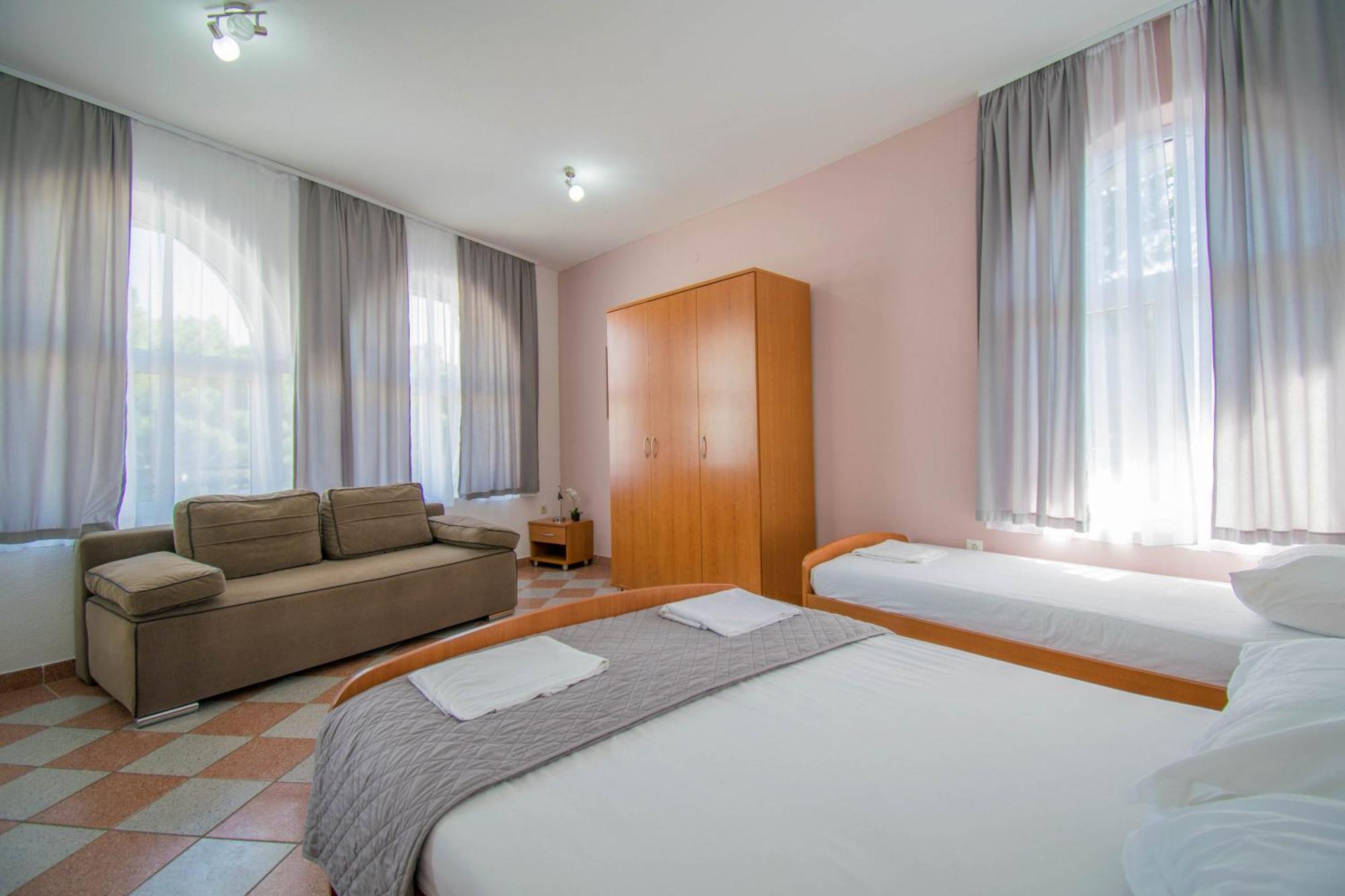 Villa Kameni Dvori Baska Voda Room photo