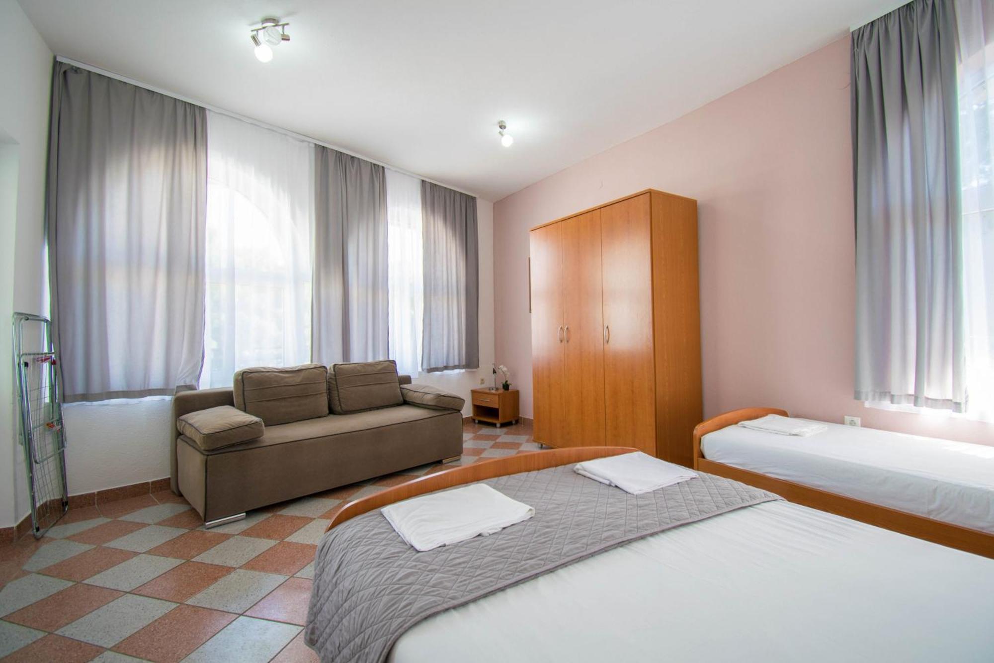 Villa Kameni Dvori Baska Voda Room photo